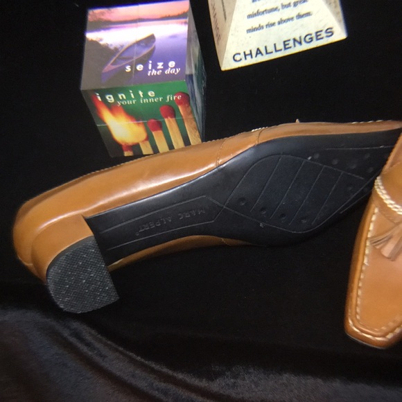 Leather shoes, Tan - Picture 3 of 4